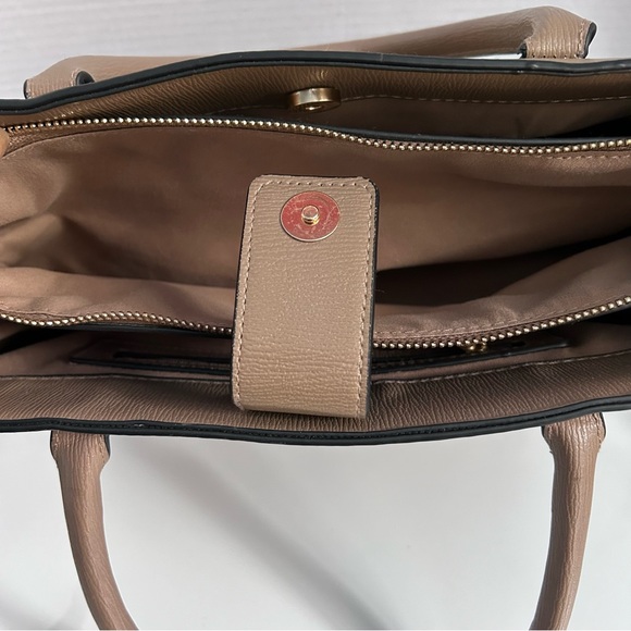 Bebe tan handbag - Picture 6 of 10